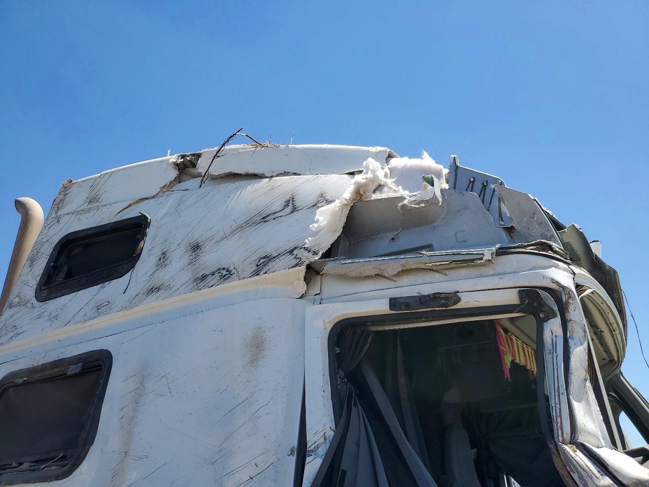 2021 Volv O VNL Semi Truck