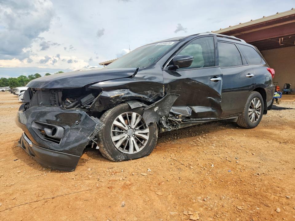 2018 Nissan Pathfinder sv