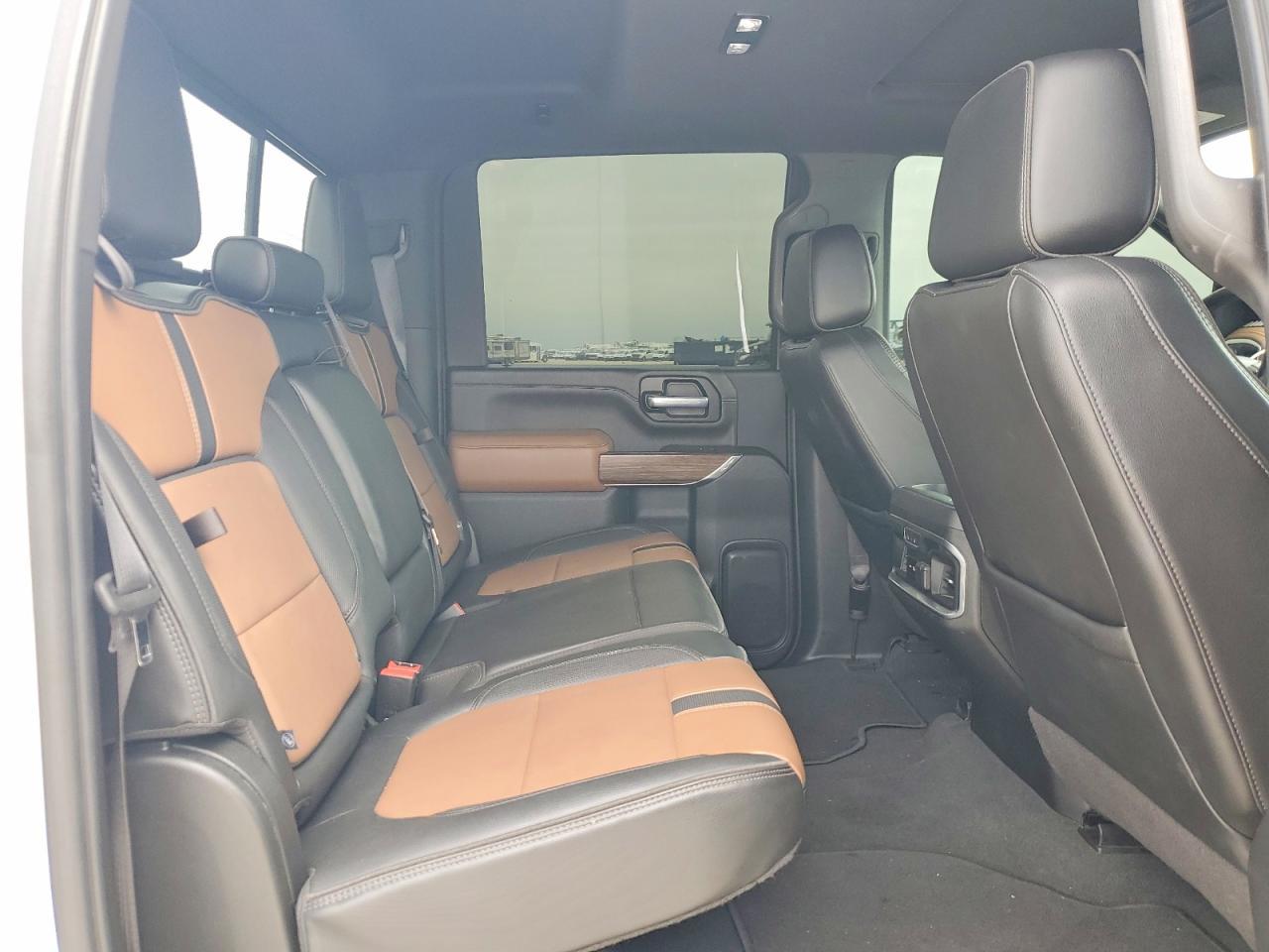 2021 Chevrolet Silverado K3500 High Country