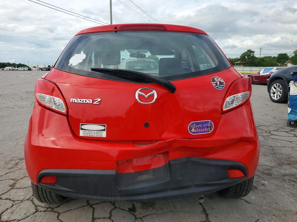 2014 Mazda 2 Sport