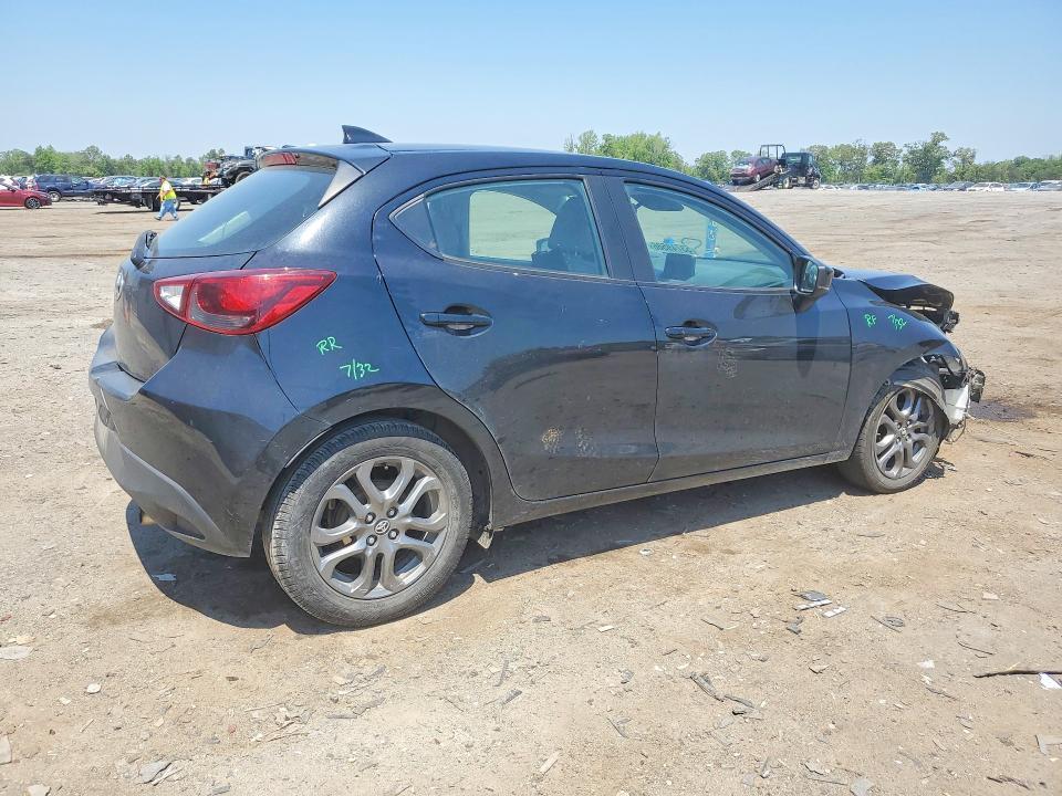 2020 Toyota Yaris Hatchback le