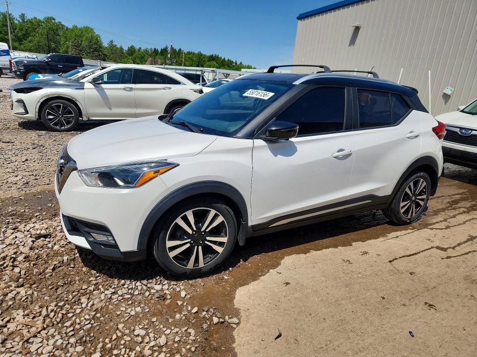 2019 Nissan Kicks s