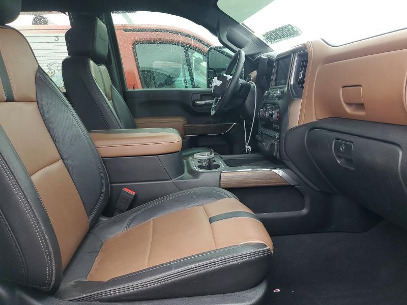 2023 Chevrolet Silverado K3500 High Country