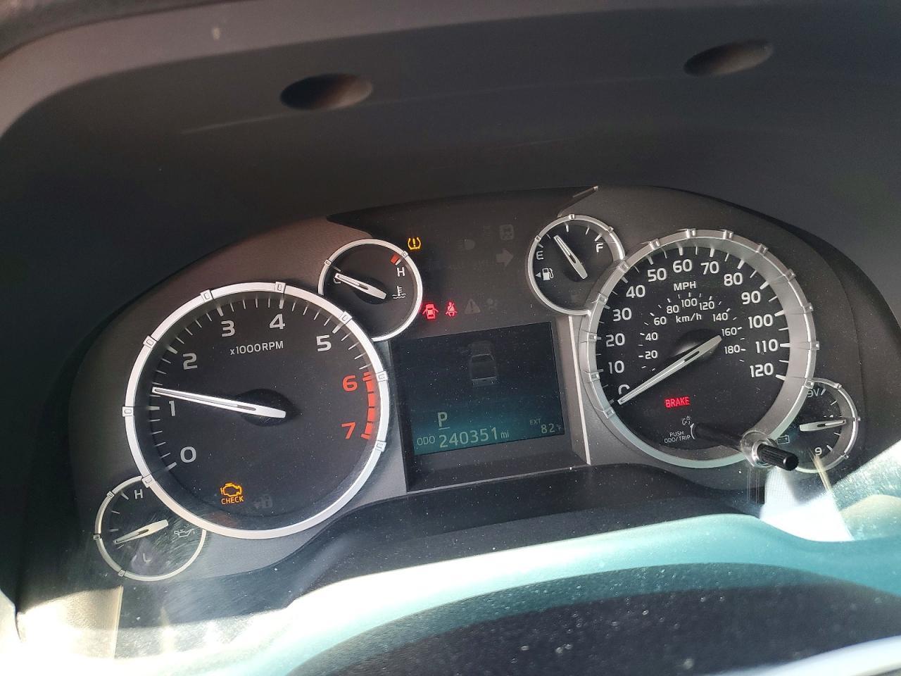 2016 Toyota Tundra SR5