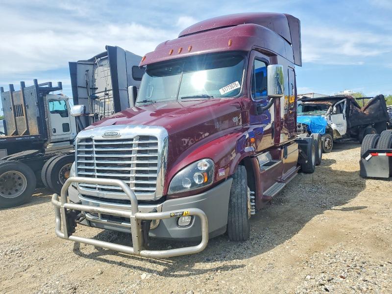 2018 Freightliner Cascadia 125 Semi Truck