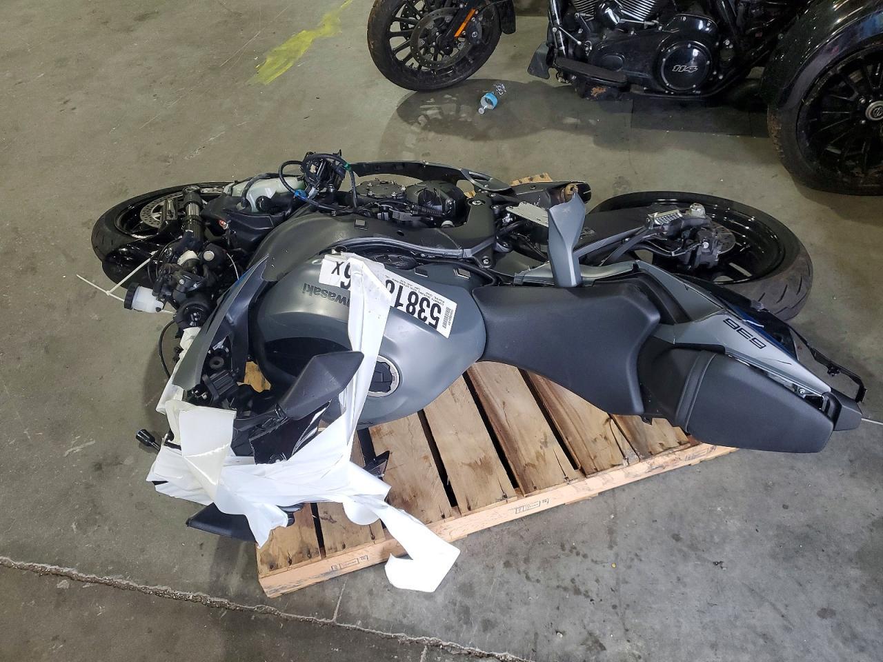 2025 Kawasaki ZX636 K