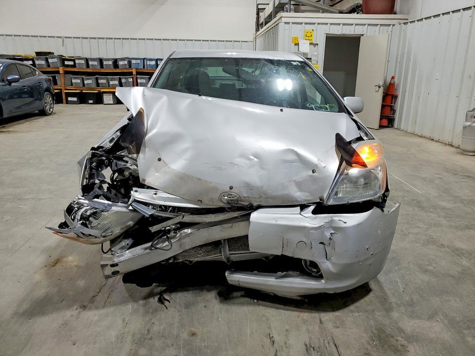 2006 Toyota Prius Base