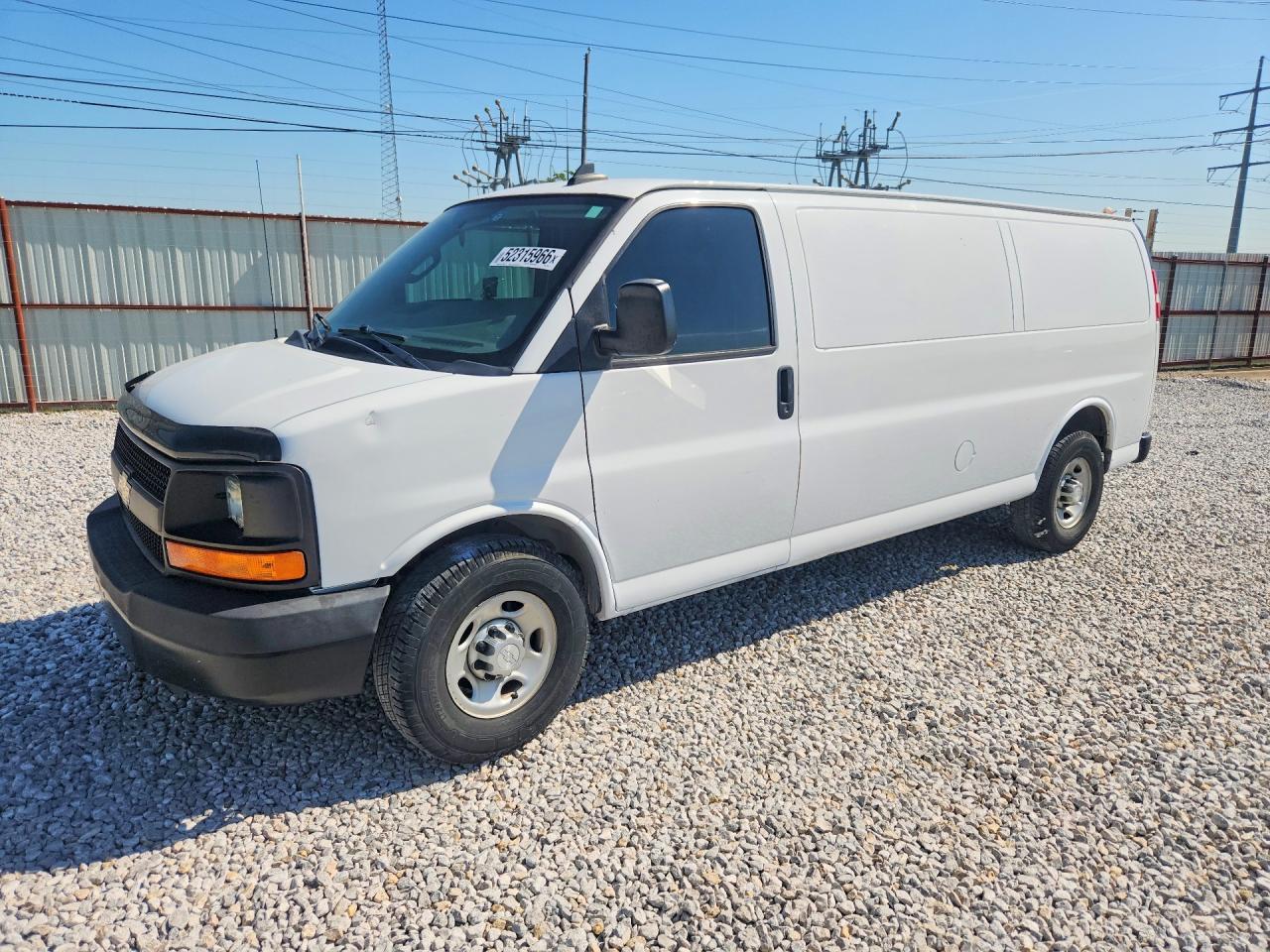 2016 Chev Express G3500