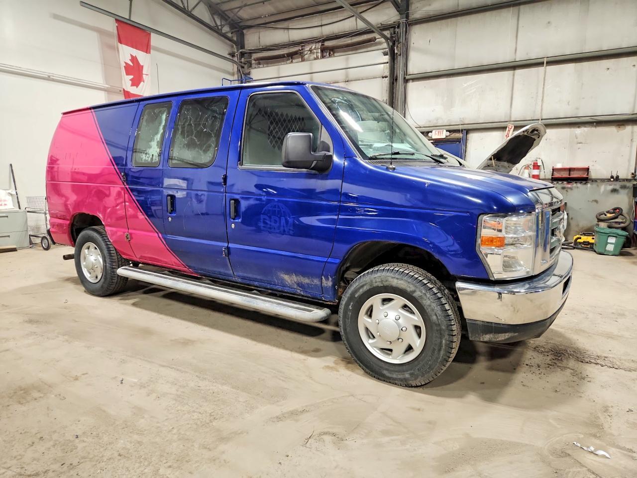 2014 Ford Econoline E250 van