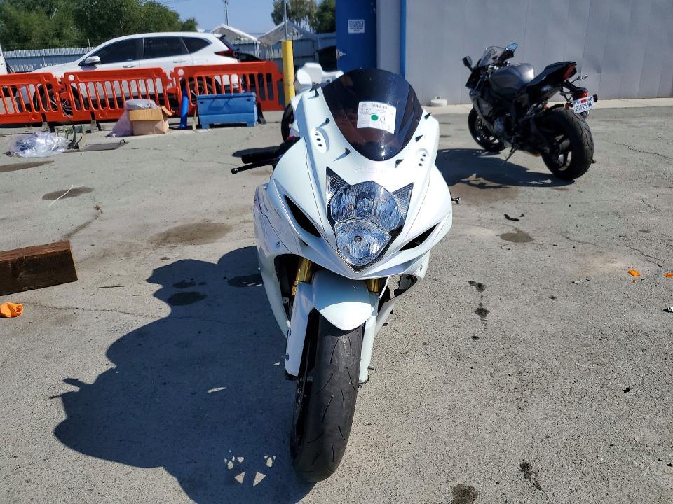 2023 Suzuki GSX-R750