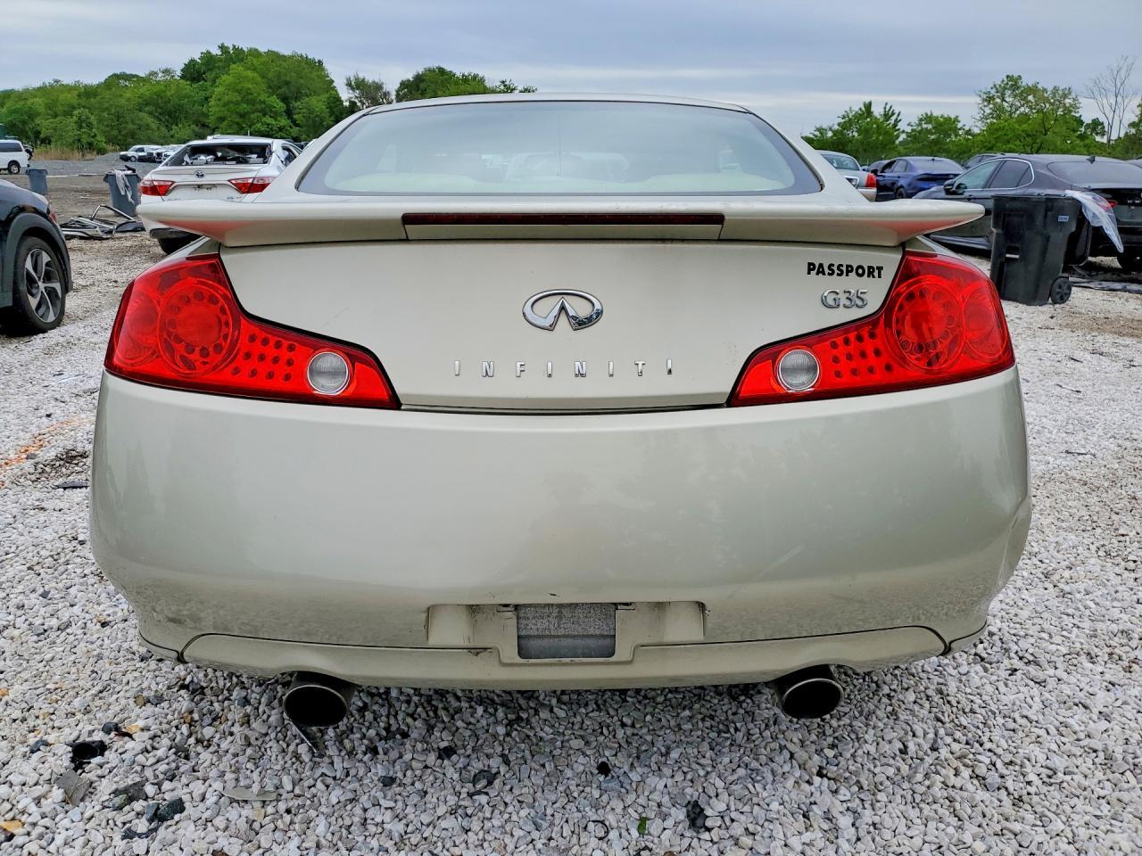 2005 Infiniti G35 Base