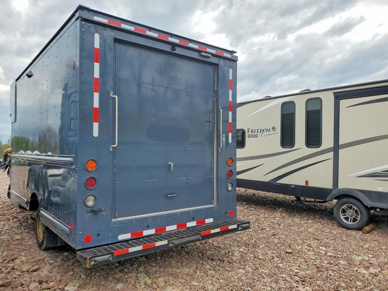 2021 Ford Transit Delivery Truck