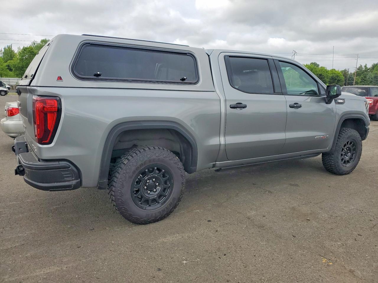 2026 GMC Sierra K1500 AT4X