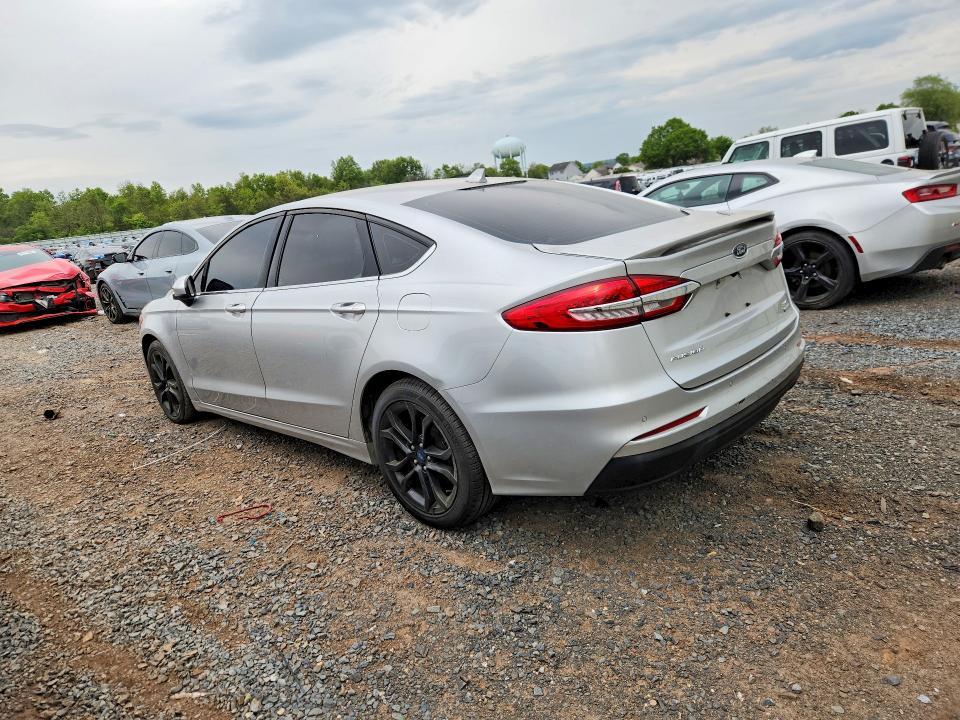 2019 Ford Fusion se