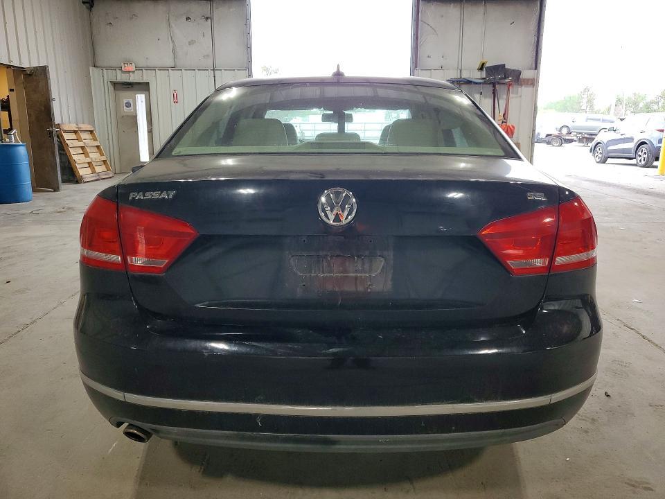 2013 Volkswagen Passat sel