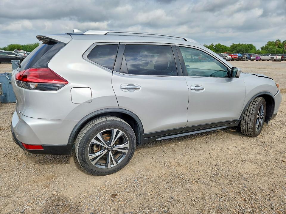 2019 Nissan Rogue sv