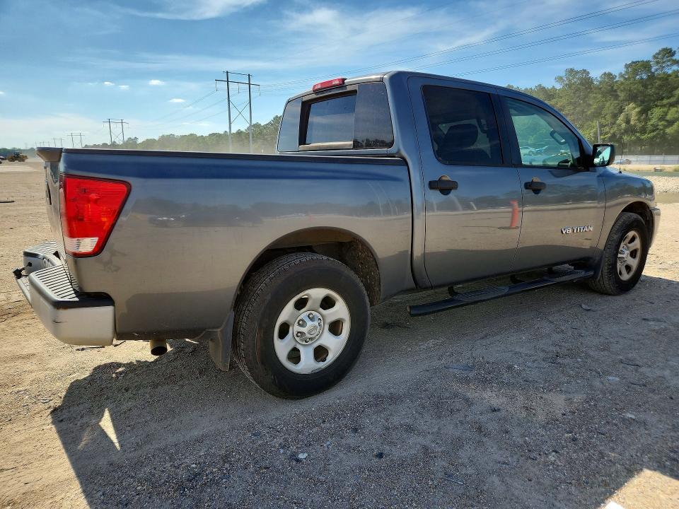 2014 Nissan Titan S