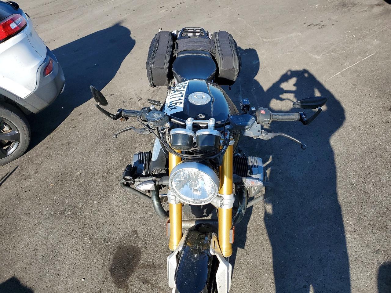 2019 BMW R Nine T