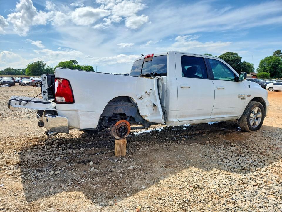 2019 Dodge RAM 1500 Classic SLT