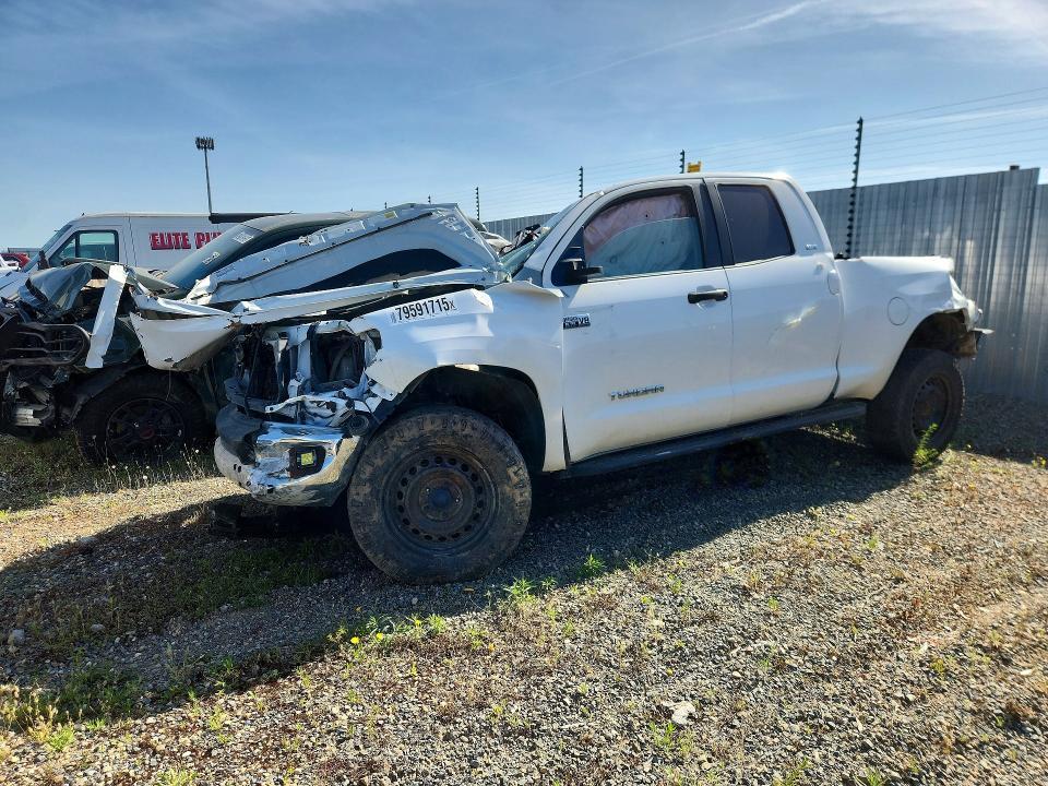 2017 Toyota Tundra SR5