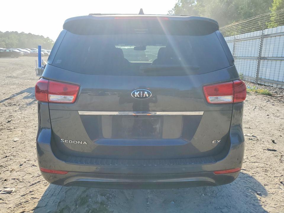 2018 KIA Sedona ex