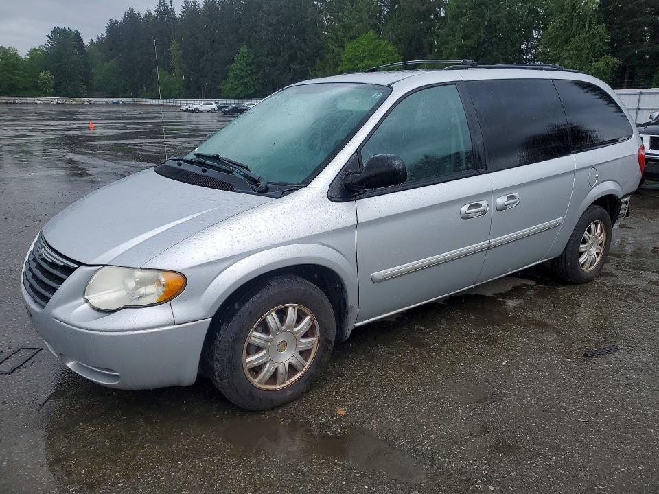 2006 Chrysler Town & Country Touring