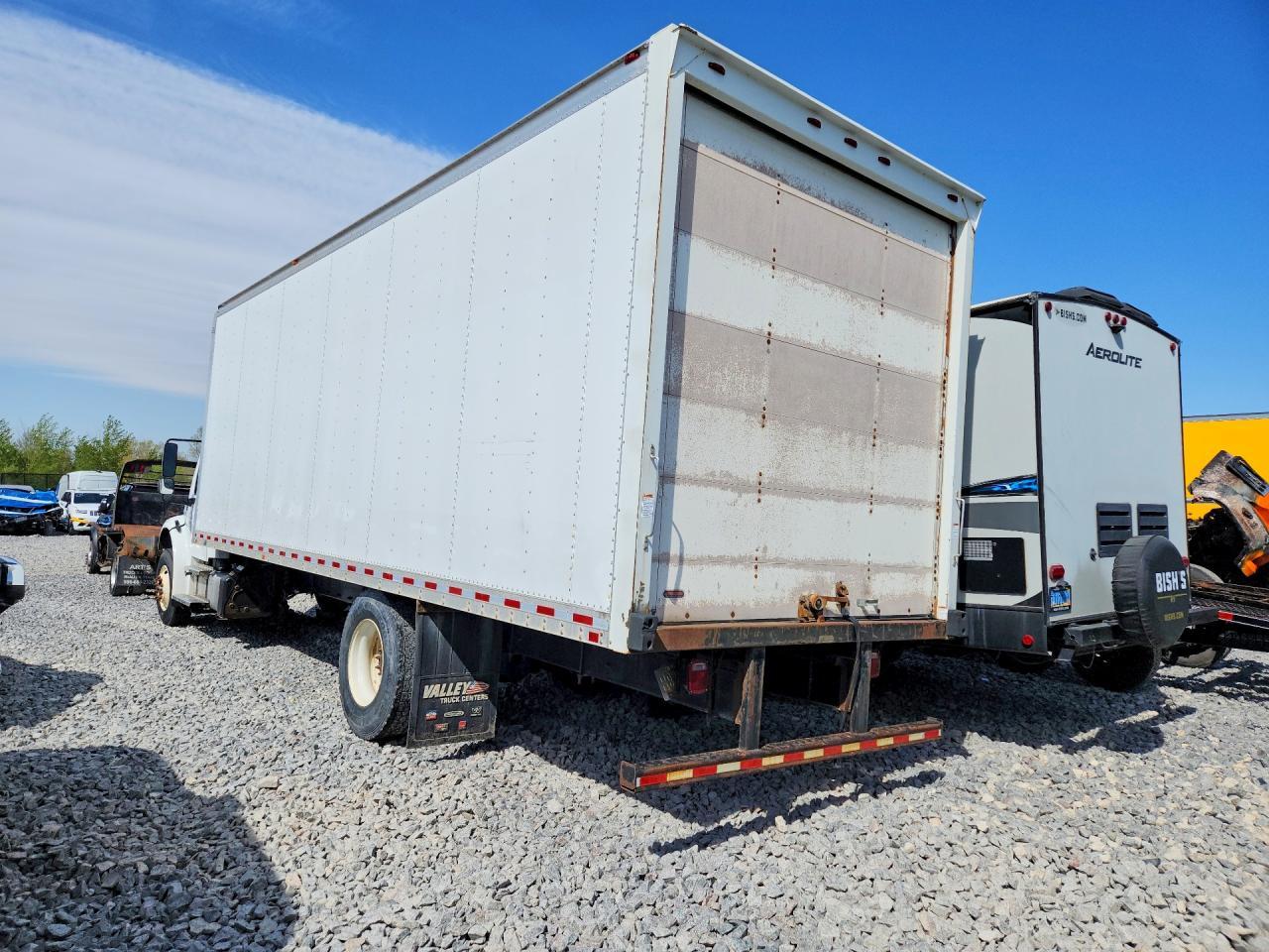 2018 Freigliner 2018 Freightliner Business Class M2 BOX Truck