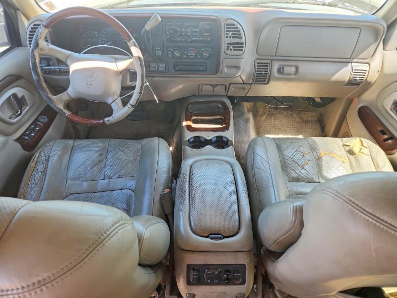 2000 Cadillac Escalade Luxury
