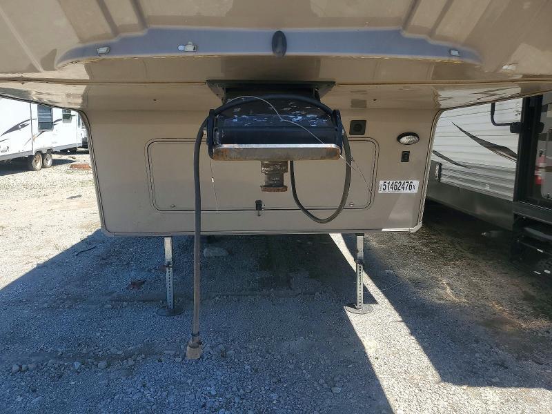 2015 Shashta Recreational Vehicle (RV)