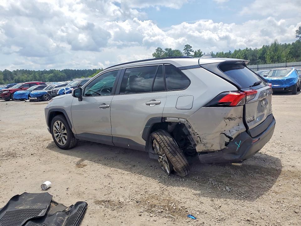 2021 Toyota Rav4 xle Premium