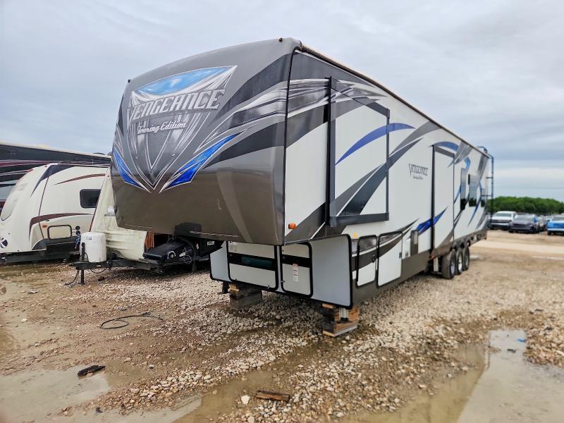 2016 Foresriver Venegeance Camper