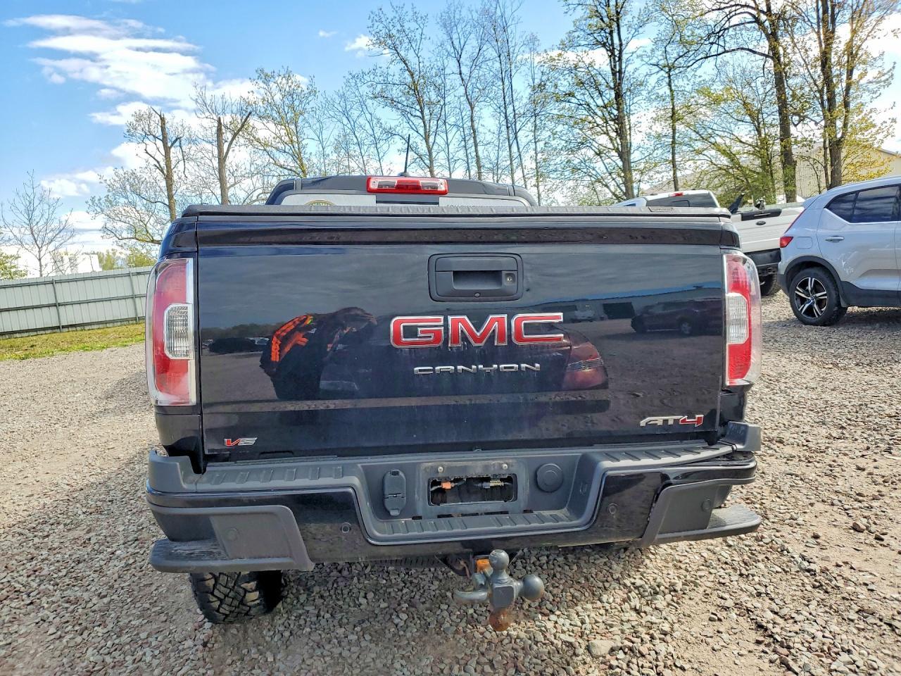 2022 GMC Canyon AT4