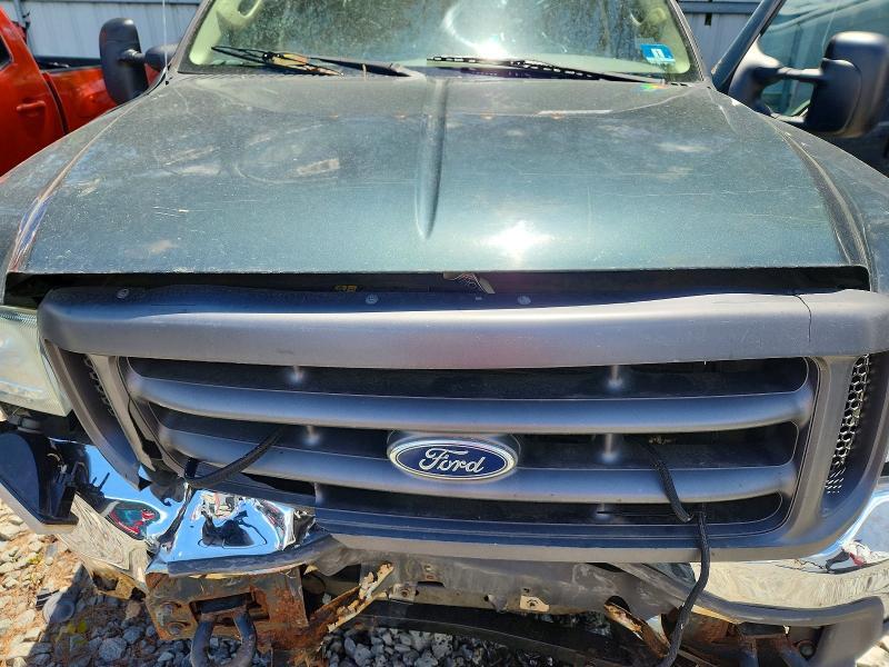 2004 Ford F350 Super Duty Dump Truck