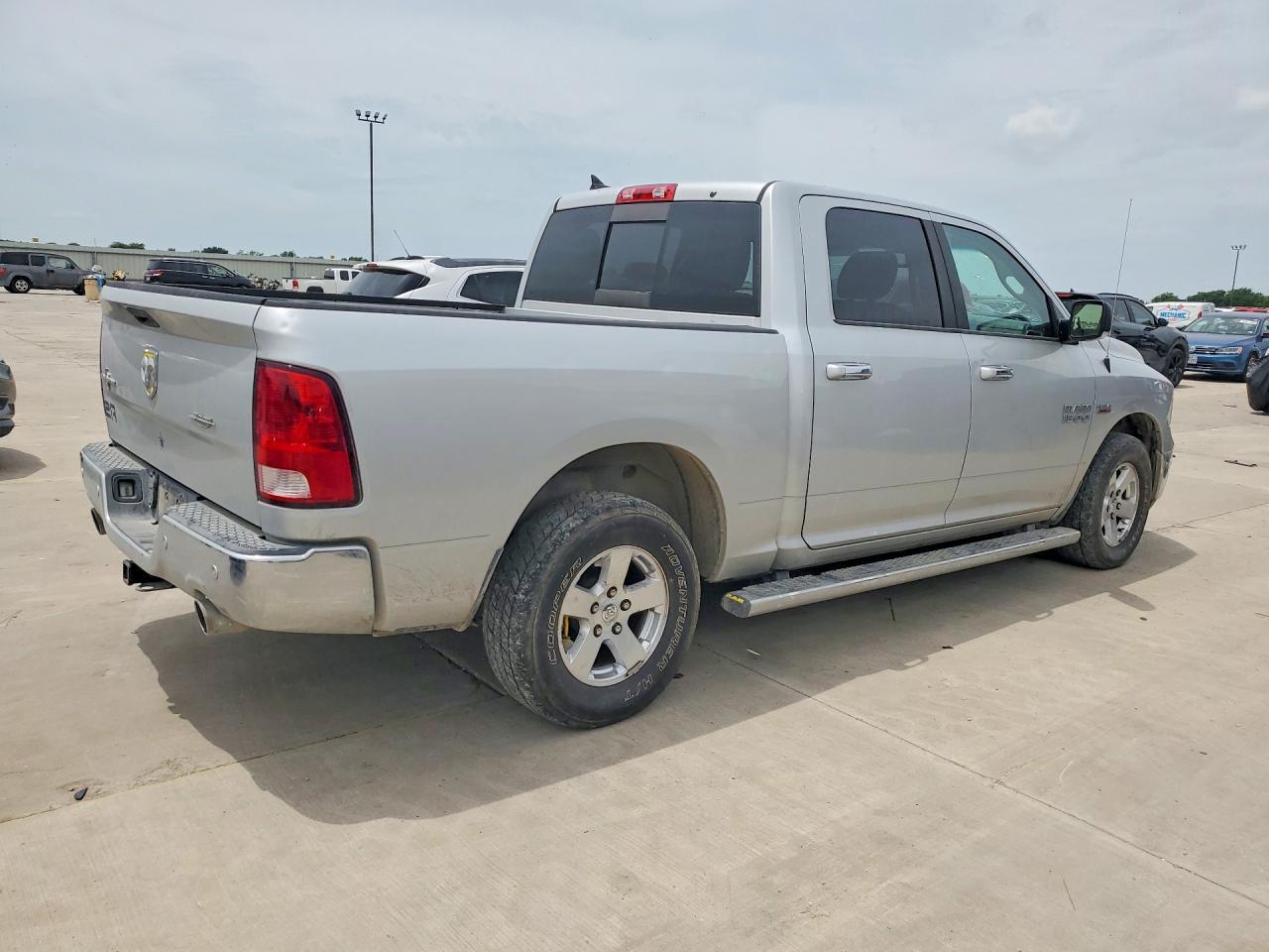 2014 Dodge RAM 1500 SLT