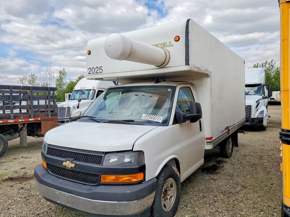 2020 Chevrolet Express BOX Truck