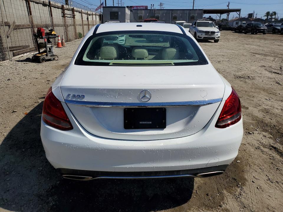 2016 Mercedes-Benz C300