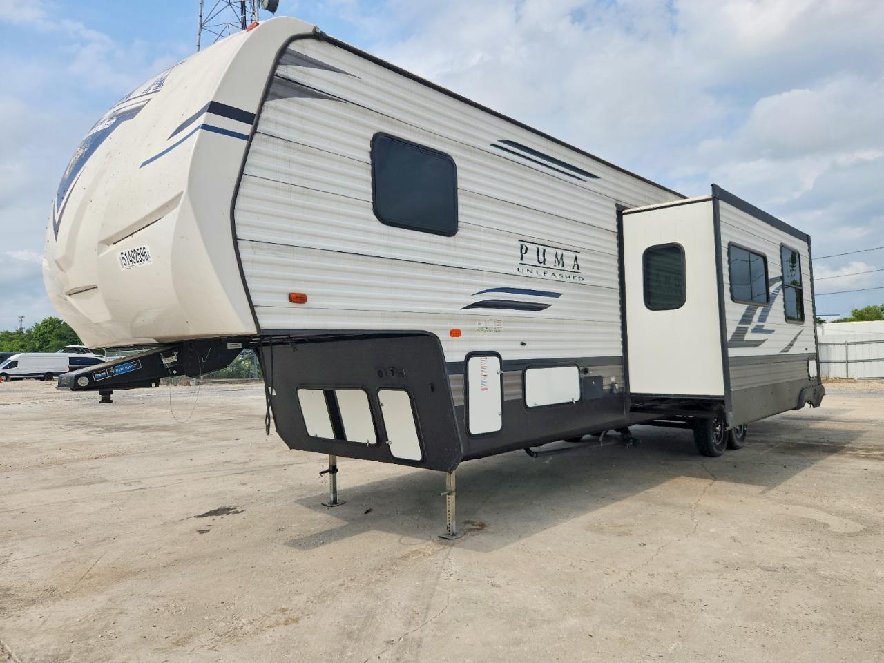 2020 Forest River ER Puma Camper