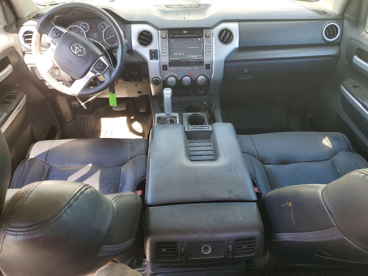 2016 Toyota Tundra Crewmax SR5/CREWMAX TRD PRO