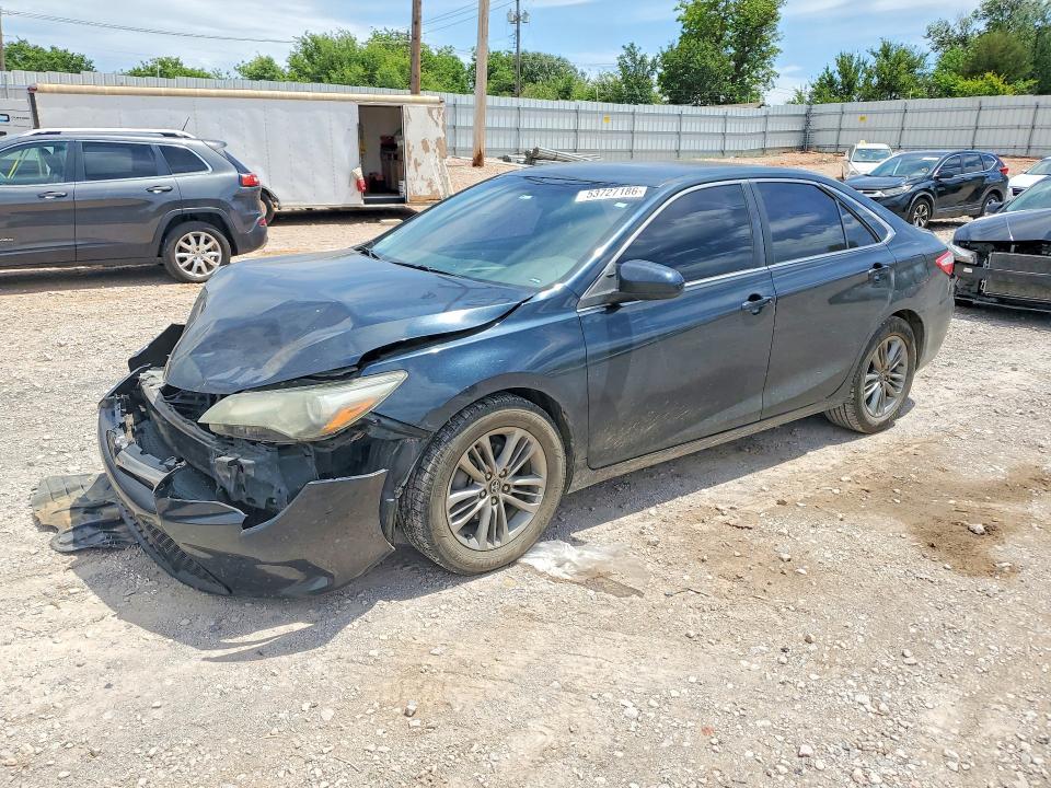 2016 Toyota Camry se