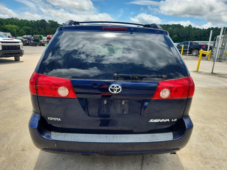 2007 Toyota Sienna le 7-passenger