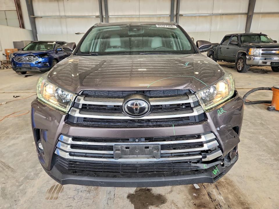 2019 Toyota Highlander Limited Platinum