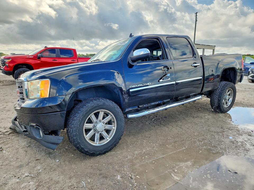 2013 GMC Sierra K2500 Denali