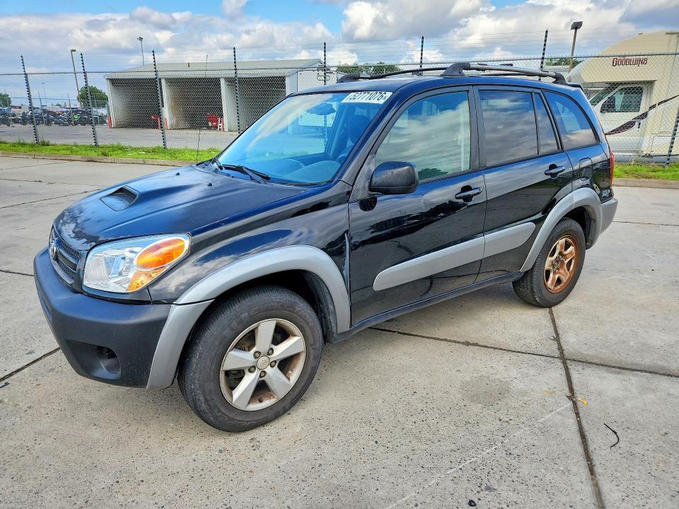 2004 Toyota Rav4 Base