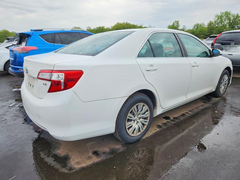 2012 Toyota Camry le