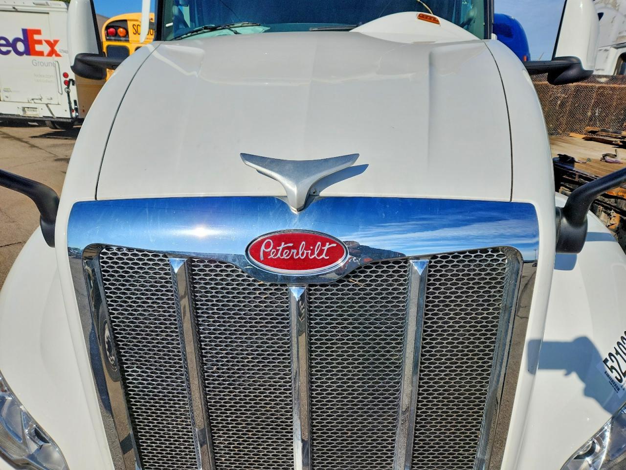 2024 Peterbilt 579 Semi Truck