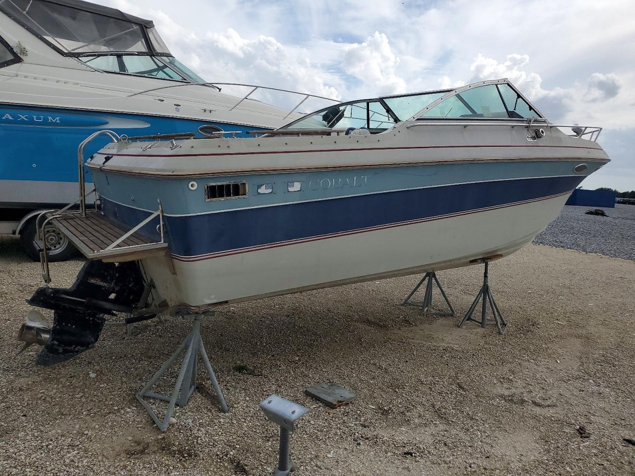 1988 Cobalt CS 23 Boat-Boat