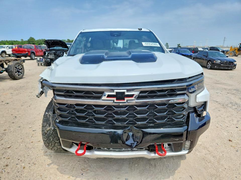 2024 Chevrolet Silverado K1500 ZR2
