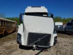 2018 Volvo VNL Semi Truck