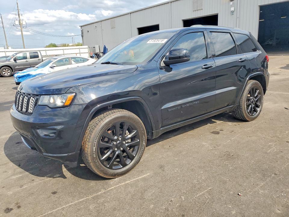 2020 Jeep Grand Cherokee Laredo