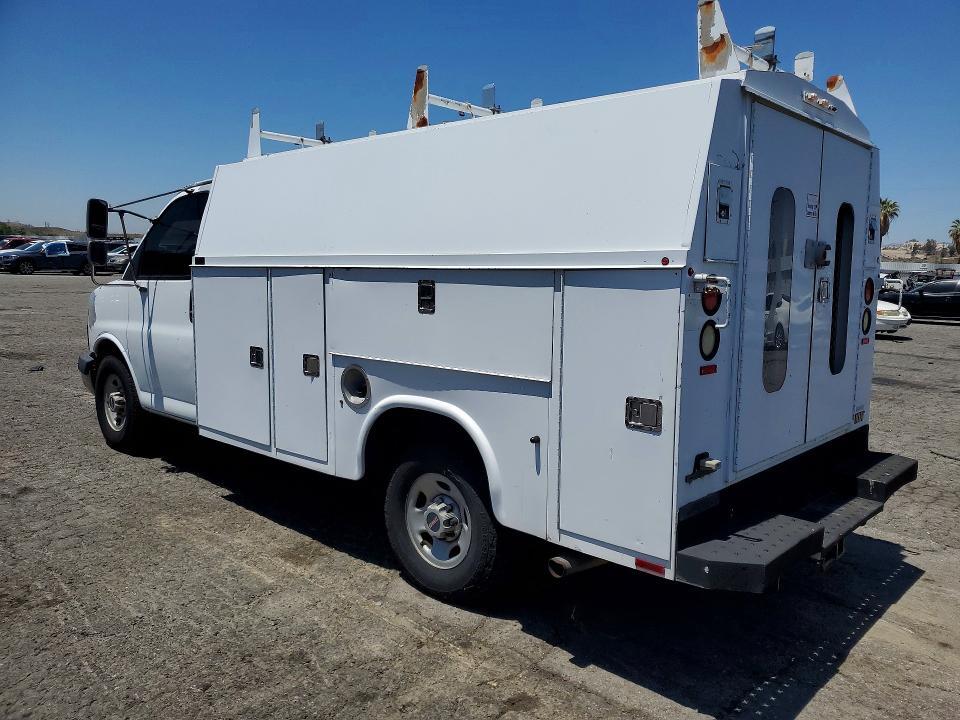 2006 GMC Savana Cutaway G3500